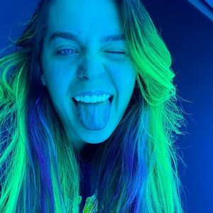 Meet your Posher, Emma